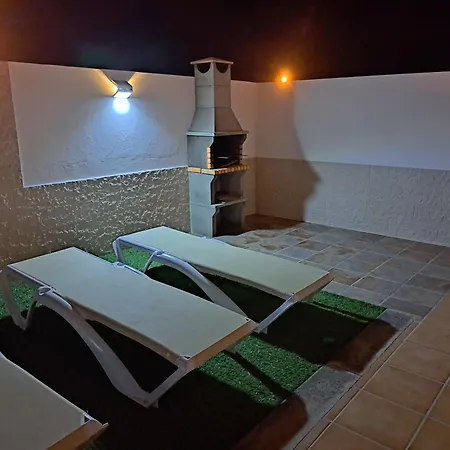 Linda Con Piscina Privada Villa *